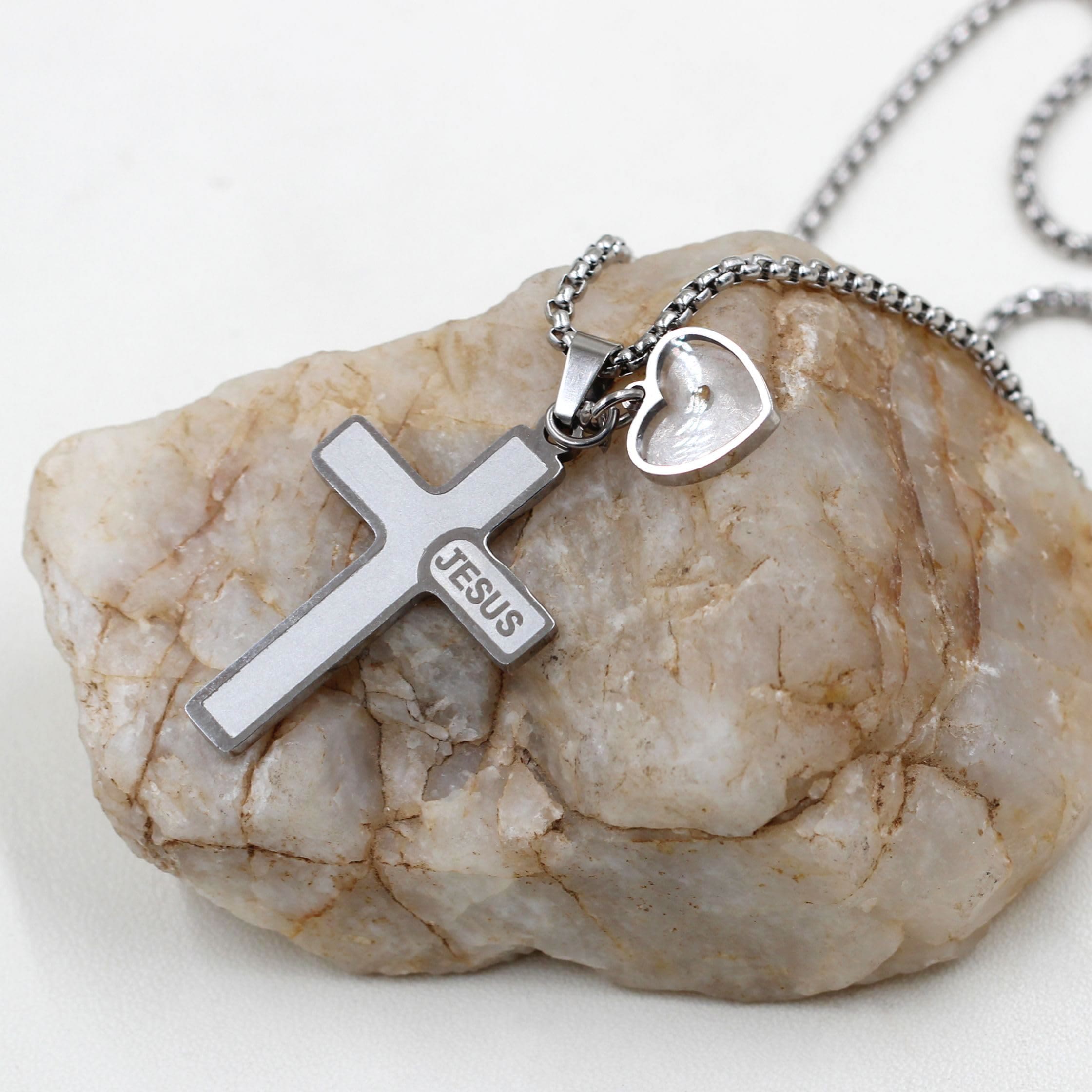 Collar de cruz con grabado de semilla de mostaza de Jesús: Un símbolo del amor de Cristo y el poder de la fe