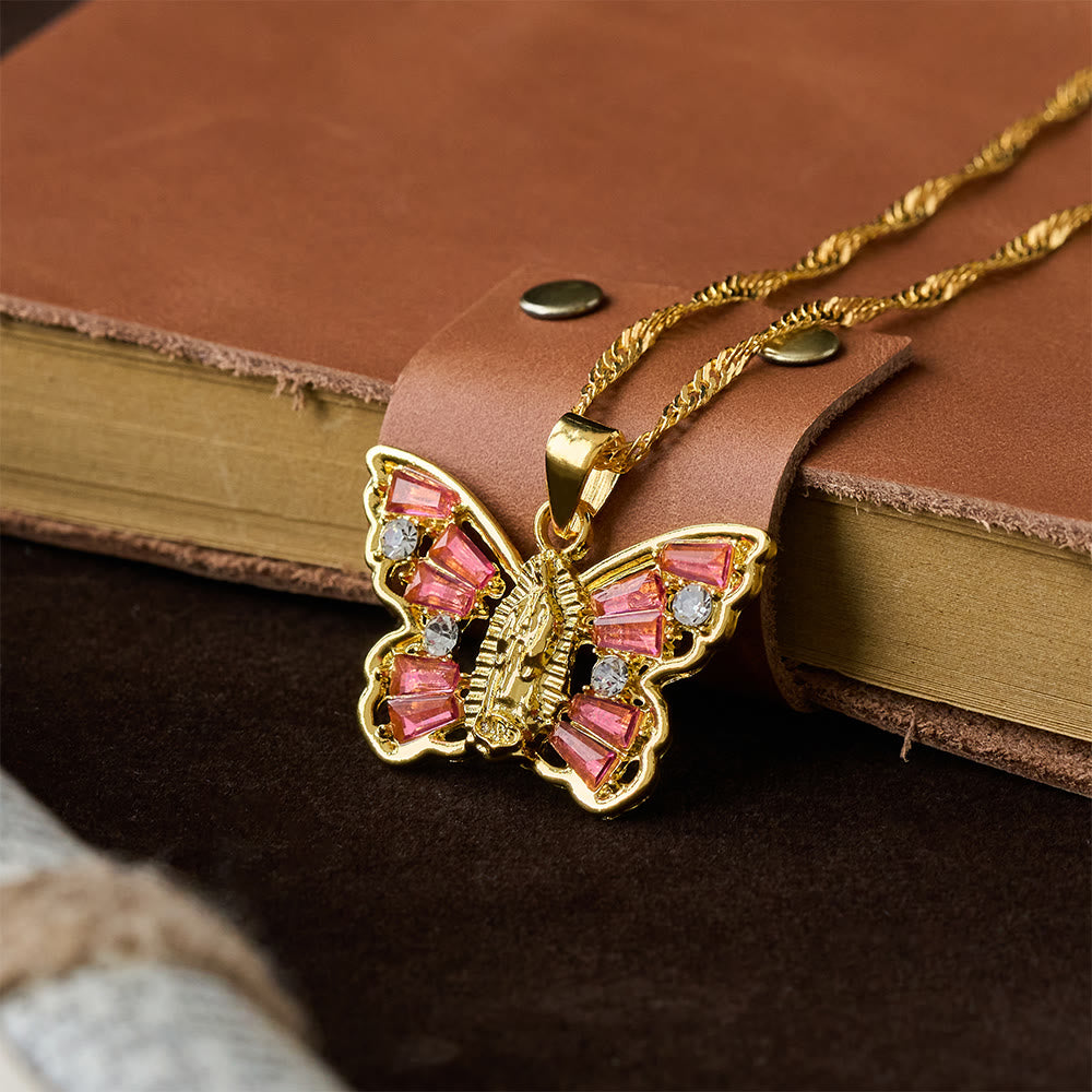 Collar Mariposa Renacimiento Espiritual: Centro Virgen y Cadena de Cuerda Retorcida con Alas de Cristal