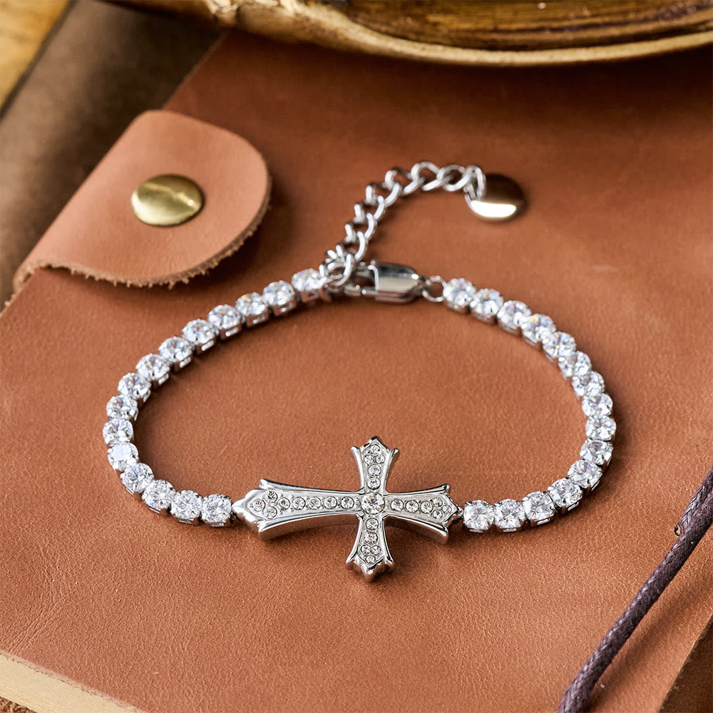 Pulsera Cruzada Elegante de Zirconia de 2 Colores: Un Símbolo de Gracia Divina y Elegancia