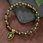Pulsera de Cuentas Cruzadas de Acrílico Bicolor con Dije de Cruz Esmaltada: Un Vaso para la Fe Diaria Sagrada
