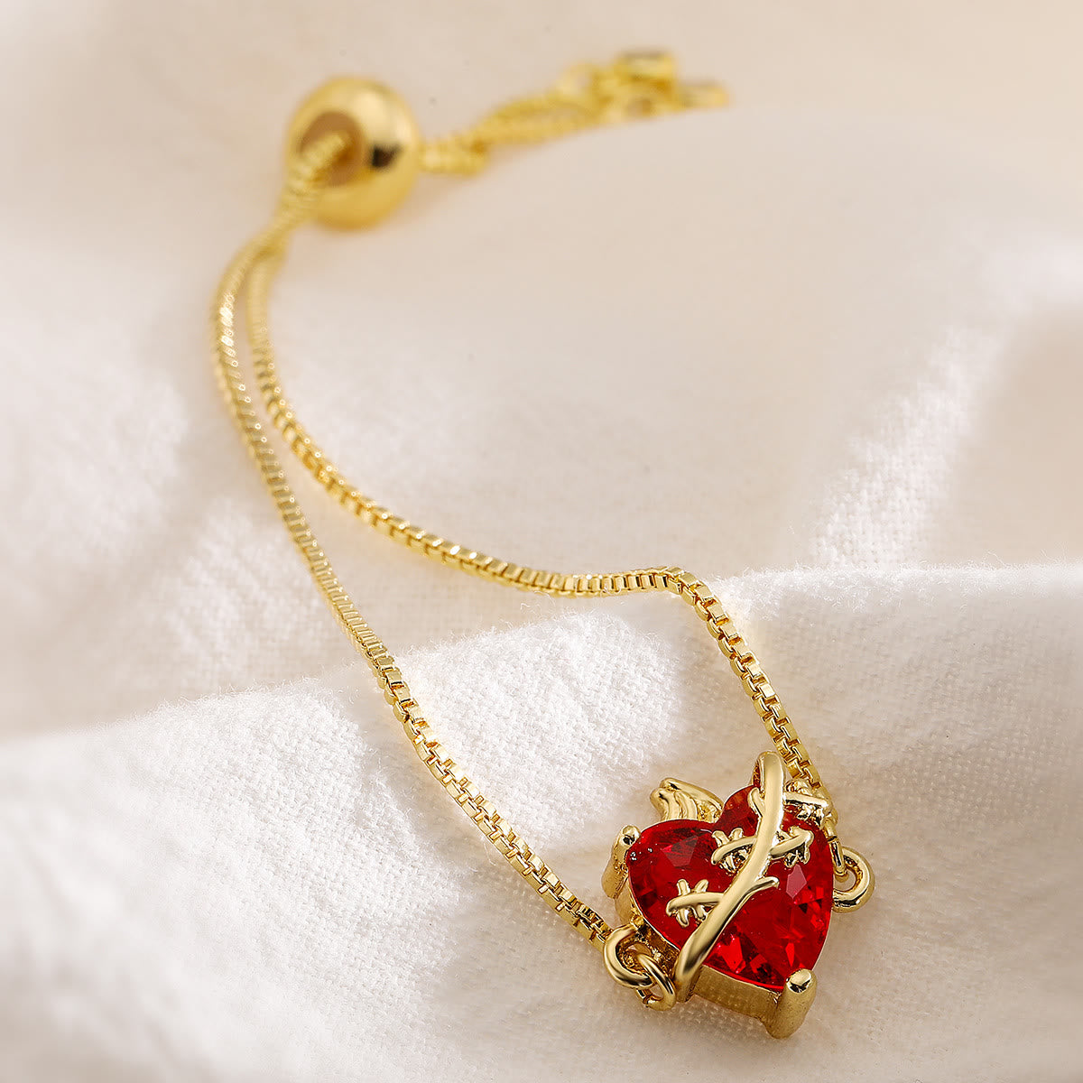 Elegante pulsera devocional del Sagrado Corazón: encarna el amor de Cristo y la fortaleza espiritual
