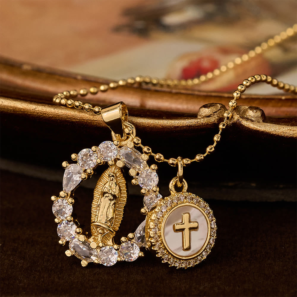 Clásico Conjunto de Colgante de Nuestra Señora y Cruz con circonitas: Emblema de Devoción Inquebrantable