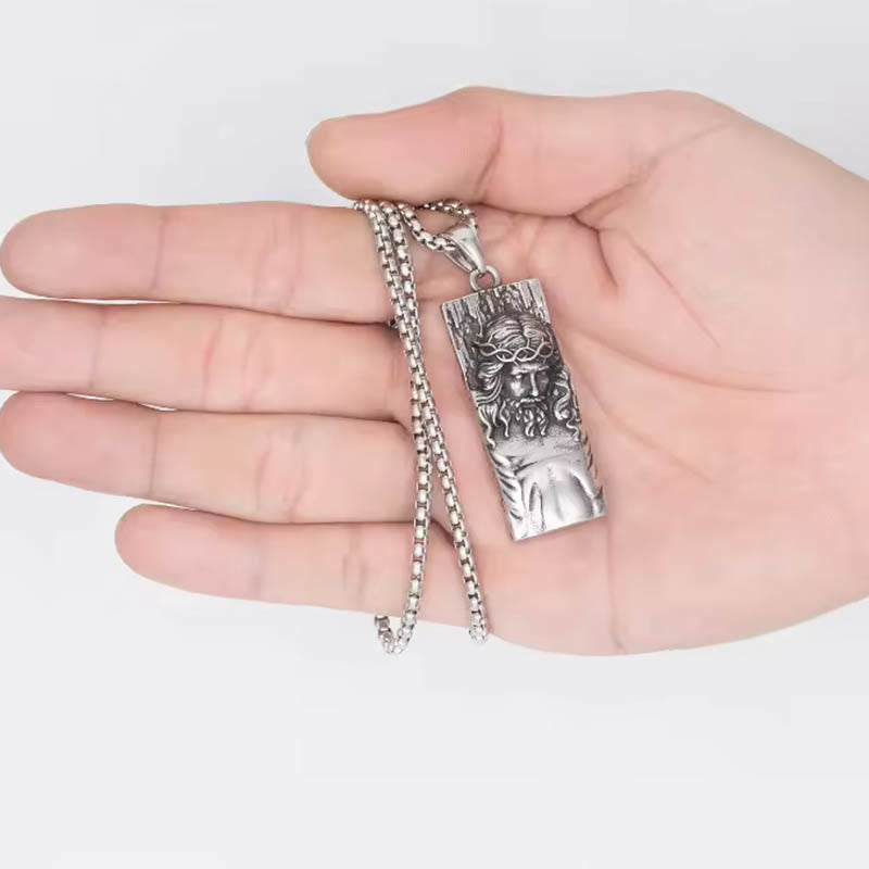 Collar religioso amuleto Escudo de Jesús