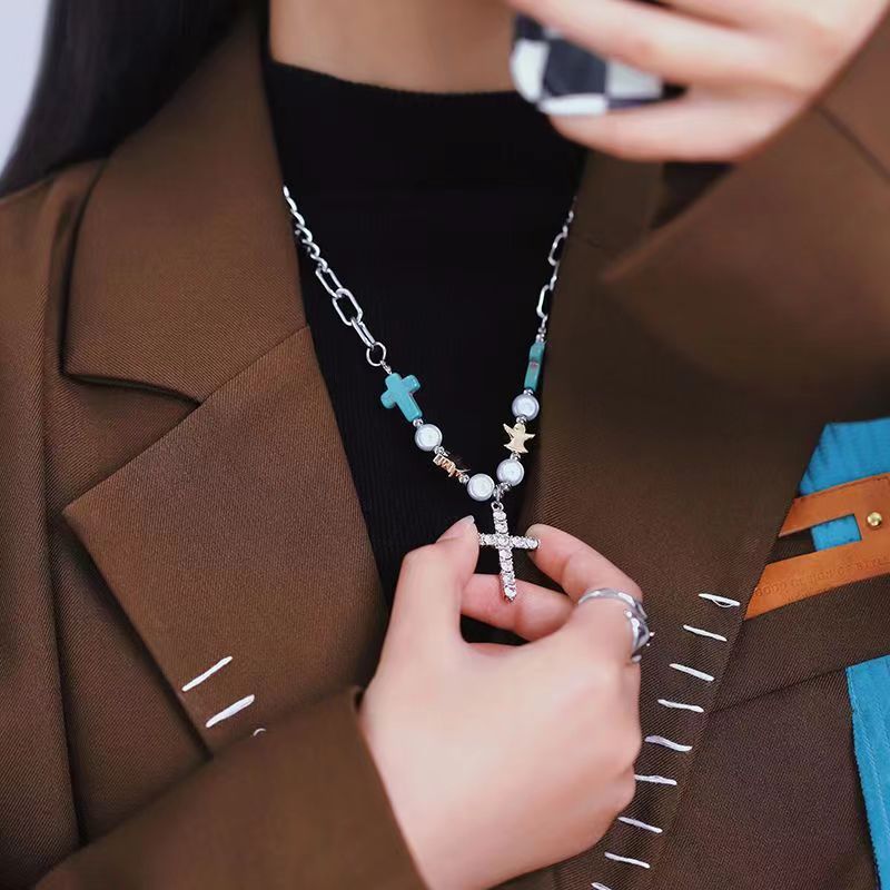 Pulsera/Collar de Titanio con Cruz de Circonita Turquesa Hecha a Mano
