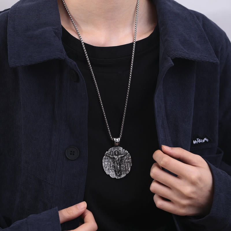 Collar de titanio de calidad Holy Jesus