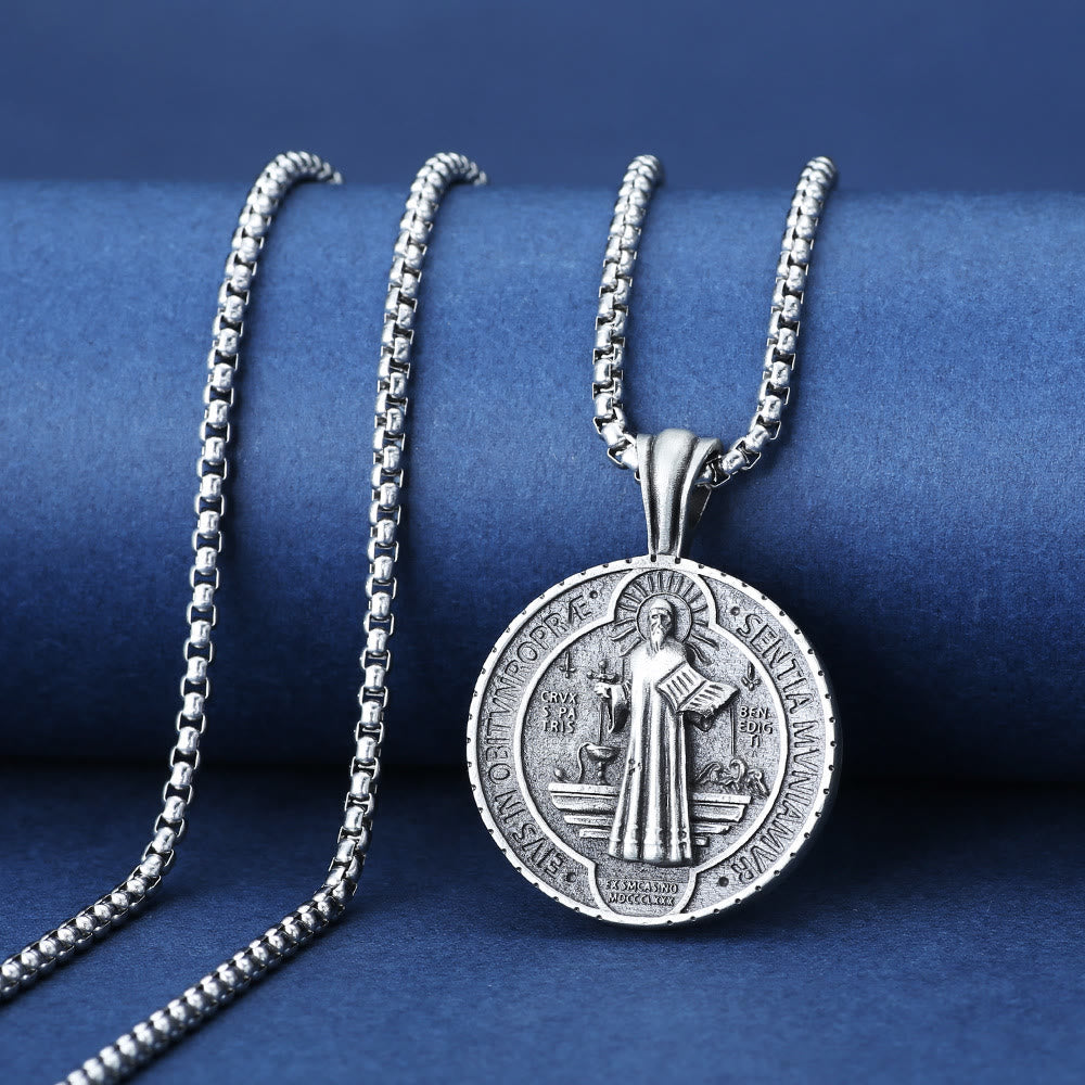 Collar colgante católico vintage de San Benito: Joyería de amuleto para la oración